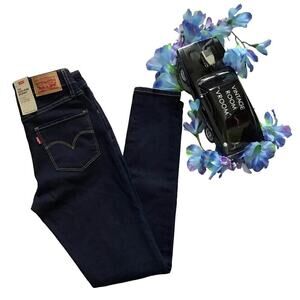 Levi's NWT 721 High Rise Skinny Dark Wash Jeans 4/27